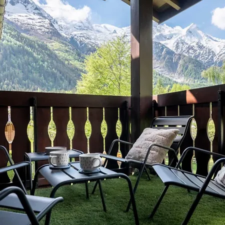 Stunning Flat With Mont Blanc's View And Balconies * Chamonix